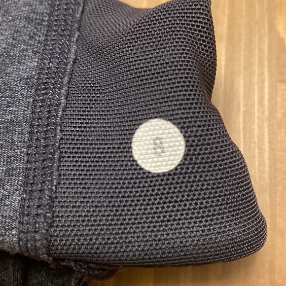 Lulu Lemon Deep V Athletic Sports Bra - Picture 5 of 5